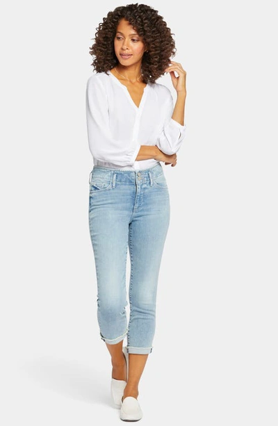 Nydj Chloe Hollywood Frayed Capri Jeans In Promise