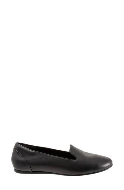 Shop Softwalk ® Shelby Flat In Black