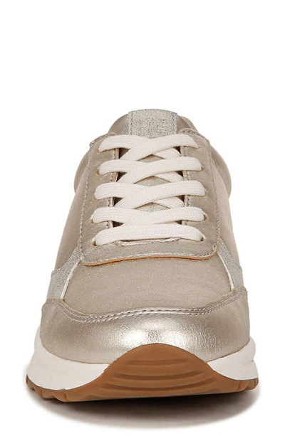 Naturalizer Shay Womens Leather Metallic Casual And Fashion Sneakers In Champagne Leather