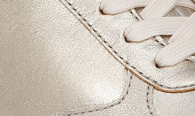 Naturalizer Shay Womens Leather Metallic Casual And Fashion Sneakers In Champagne Leather