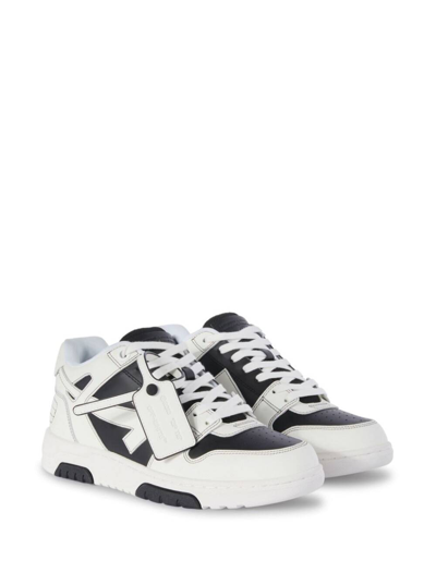 Shop Off-white Out Of Office White And Black Low Top Sneakers With Arrow Motif In Leather Man