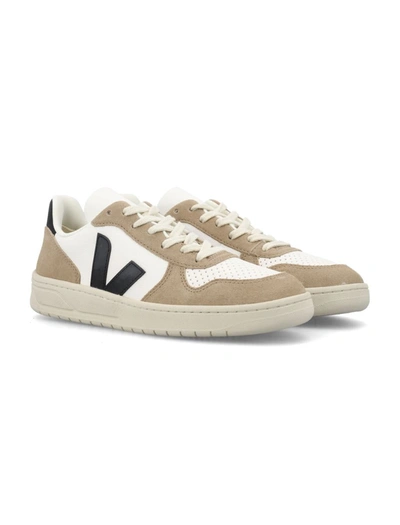 Shop Veja V-10 Sneakers In Extra White/black/sahara