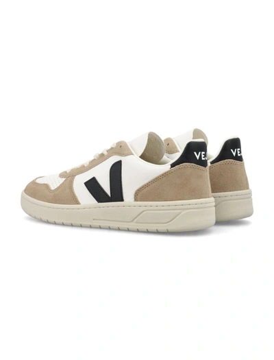 Shop Veja V-10 Sneakers In Extra White/black/sahara