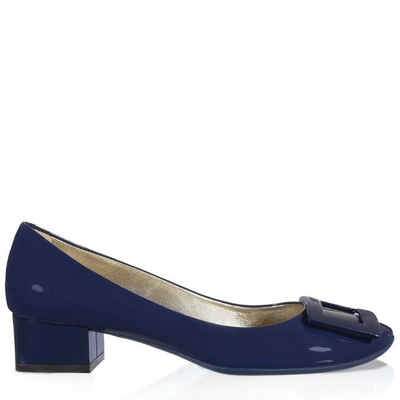 Shop Roger Vivier Belle De Nuit Pumps In Patent Leather In Blue