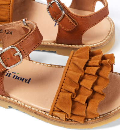 Petit Nord Ruffles Leather Sandals In Brown