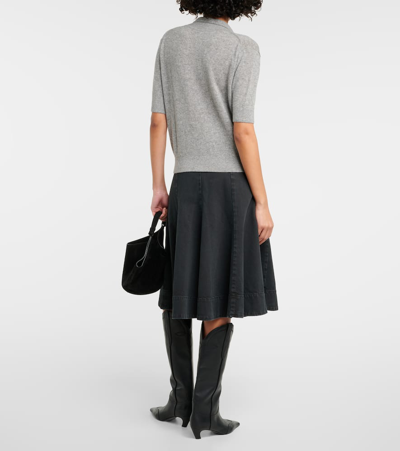 Khaite Shrunken Jo Cashmere Blend Sweater In Grey