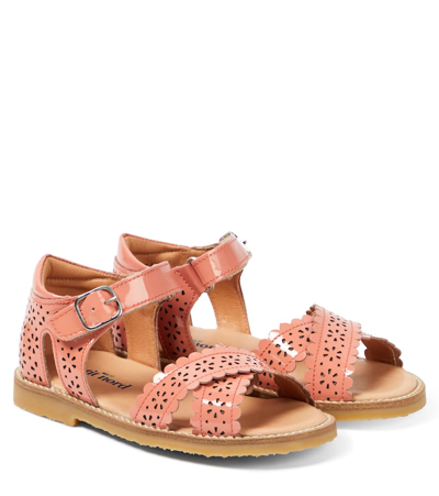 Shop Petit Nord Crossover Scallop Flower Patent Leather Sandals In Orange