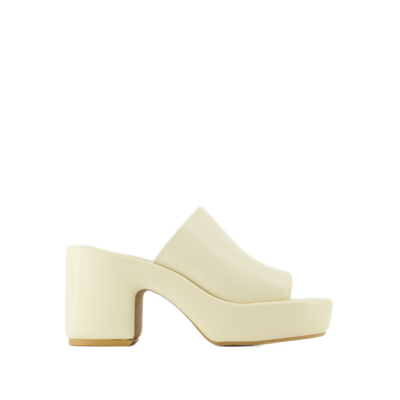 Shop Clergerie Dodie Sandals - Yellow - Leather