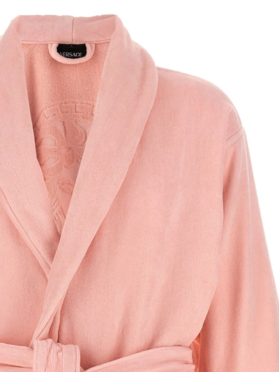 Shop Versace Home Medusa Towels Pink
