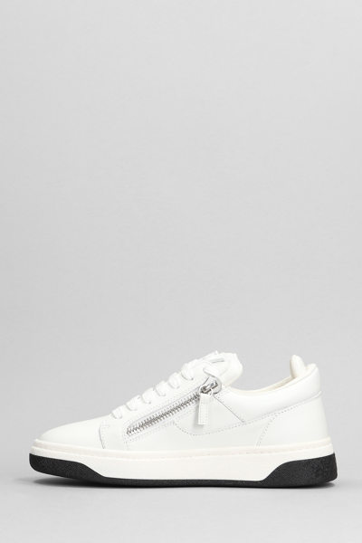 Shop Giuseppe Zanotti Gz94 Sneakers In White Leather