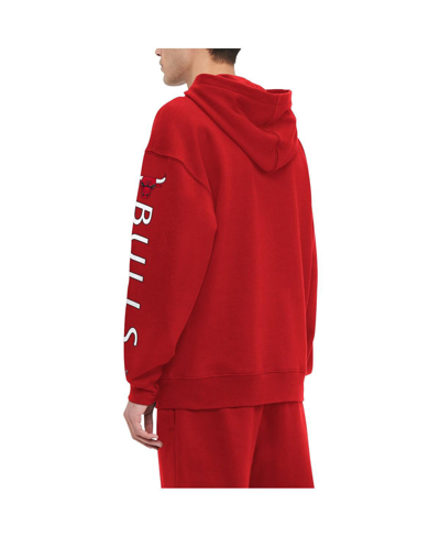 Shop Tommy Jeans Men's  Red Chicago Bulls Kennyâ Pullover Hoodie