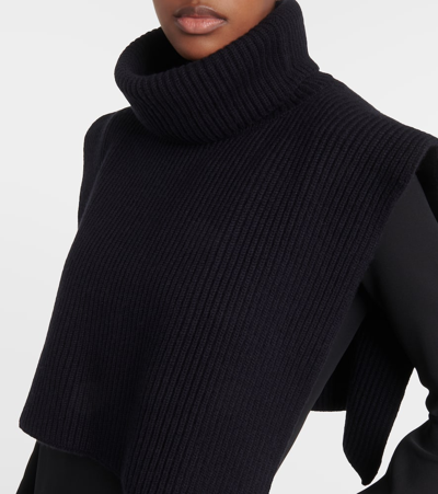The Row Eppie Ribbed-knit Cashmere Collar In Blue
