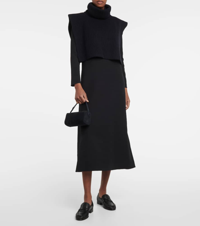 The Row Eppie Ribbed-knit Cashmere Collar In Blue