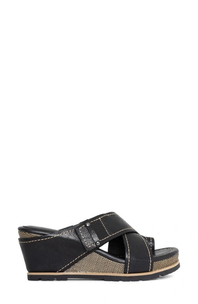 Donald Pliner Platform Wedge Sandal In Black