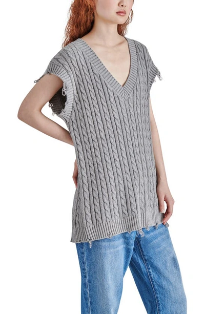 Steve Madden Aiden Sweater Vest In Heather Grey