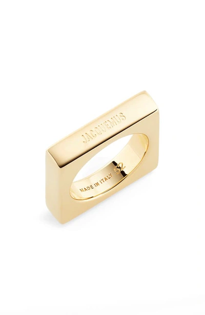 Shop Jacquemus La Bague Carrée Ring In Light Gold 270