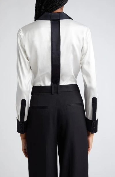 Shop Alice And Olivia Willa Contrast Trim Stretch Silk Button-up Shirt In Off White/ Black