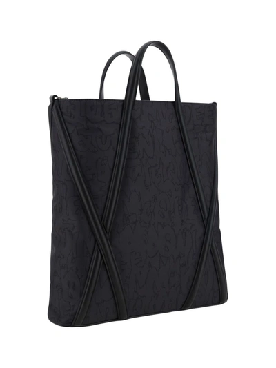 Shop Alexander Mcqueen Shoulder Bags In Black