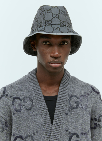 Shop Gucci Men Gg Ripstop Bucket Hat In Black