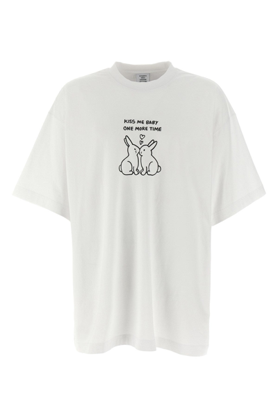 Shop Vetements Women 'kissing Bunnies' T-shirt In White