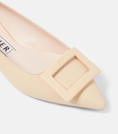Roger Vivier Gommettine Ball Patent Leather Ballet Flats In Neutrals
