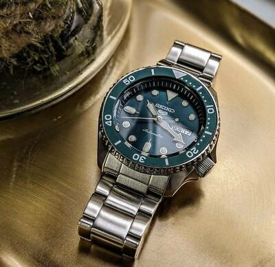 Pre-owned Seiko 5 Sports Srpd61k1 Green Analog Automatic Stainless Steel Date Men's Watch