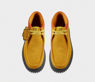 Pre-owned Clarks Torhill X Pokémon Torhill Explore Yellow Suede, "2023"