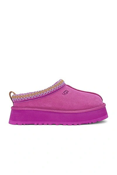 Shop Ugg Tazz Boot In Mangosteen