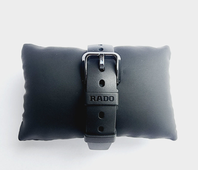 Pre-owned Rado Thinline 30mm Ladies Swiss Watch Black Ceramic Rose Gold Dial R27742159