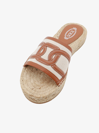 Shop Tod's Woman Slide Woman Beige Sandals In Cream