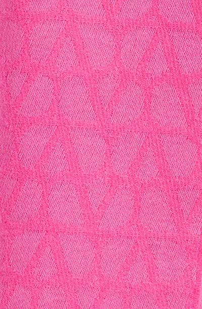 Shop Valentino Icon Logo Jacquard Virgin Wool Fringe Scarf In Pink Print