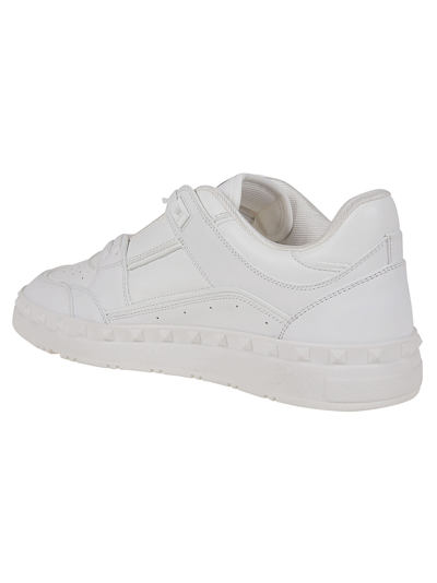 Shop Valentino Sneaker Freedots In Bo Bianco Bianco Bianco