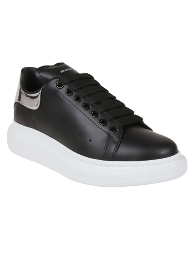 Shop Alexander Mcqueen Sneaker Oversize Pelle In Black Silver