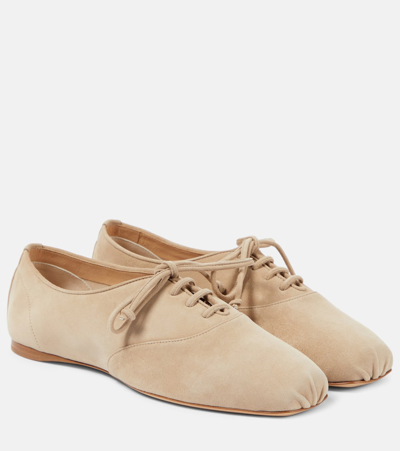 Gabriela Hearst Maya Leather Lace-up Flats In Beige