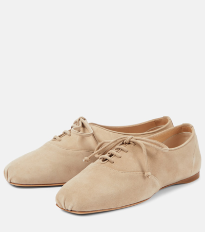 Shop Gabriela Hearst Maya Leather Lace-up Flats In Beige