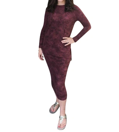 Daniella Faye High-low Top In Maroon In Multi