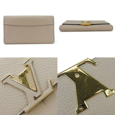 Pre-owned Louis Vuitton Capucines Beige Leather Wallet  ()