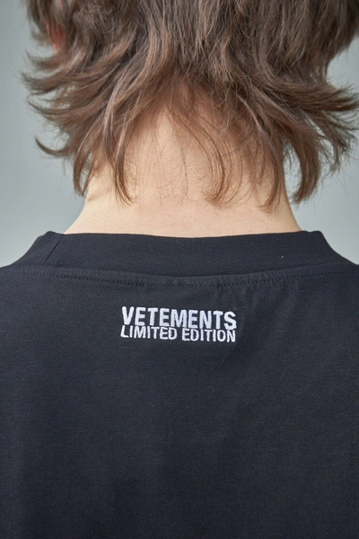 Shop Vetements Embroidered Logo T-shirt