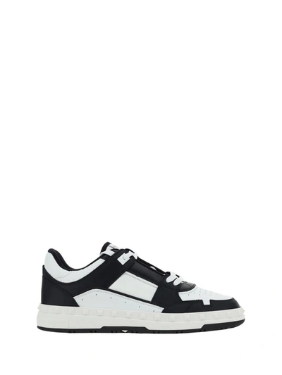 Shop Valentino Garavani Sneakers In Nero-bianco/bianco-nero/bianco-nero