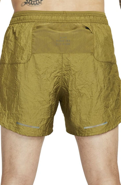 Nike Men's Stride Running Division Dri-fit 5" Brief-lined Running Shorts In Pacific Moss/ Black
