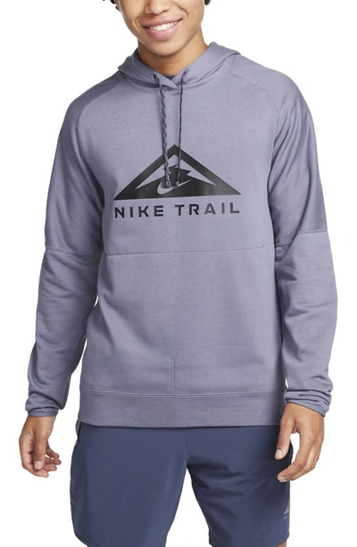 Shop Nike Dri-fit Trail Running Hoodie In Light Carbon/ Black