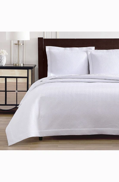 Pure Parima 500 Thread Count 100% Certified Egyptian Cotton Sateen Diamond Quilted 3-piece Coverlet In White