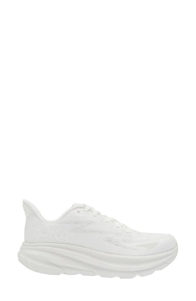 Hoka Clifton 9 In White/ White