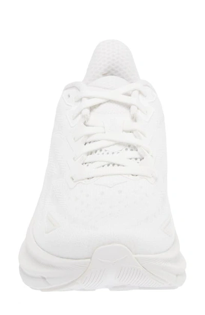 Hoka Clifton 9 In White/ White