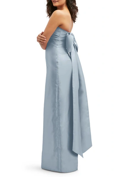 Alfred Sung Strapless Bow Back Satin Column Gown In Mist