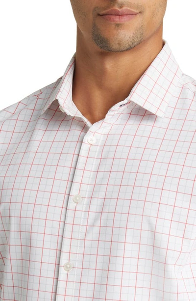 Shop Mizzen + Main Leeward Trim Fit Plaid Performance Button-up Shirt In White Danbury Plaid