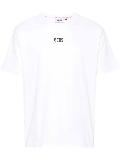 Shop Gcds T-shirt With Logo Application In White