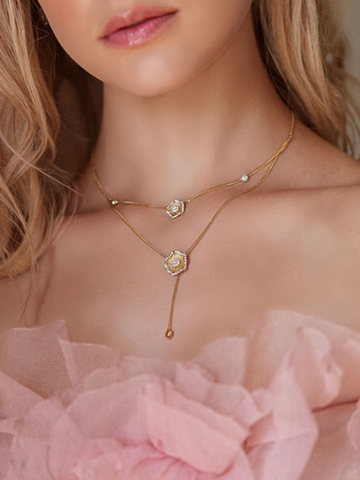 Marchesa Halo Flower Yellow Gold Necklace In Yellow Gold