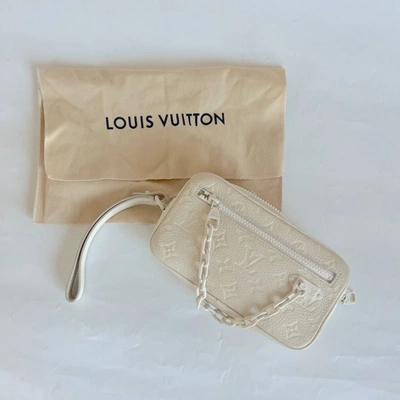 Pre-owned Louis Vuitton White Monogram Taurillon Volga