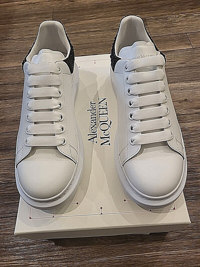 Pre-owned Alexander Mcqueen Men's Crystal Embellished White/jet Black Leather Sneaker. In White/black